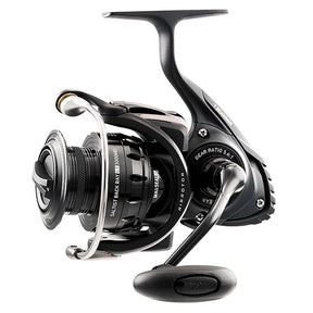 Daiwa Saltist Back Bay Spinning Reel  STTBB4000LT